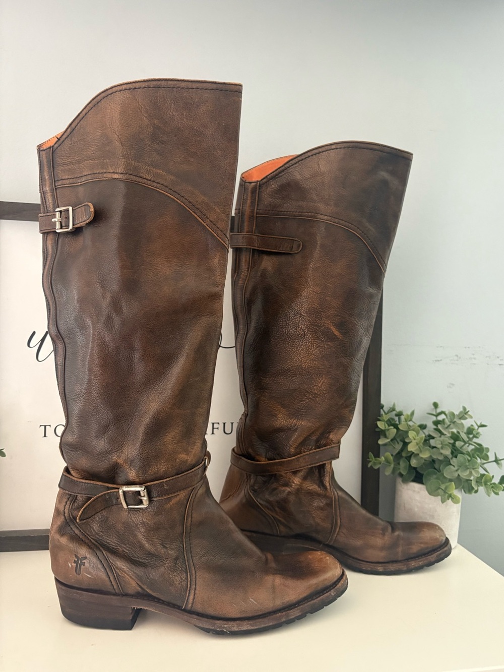 Frye Dorado Distressed Leather Boots Women’s Size 9 - Picture 5 of 9